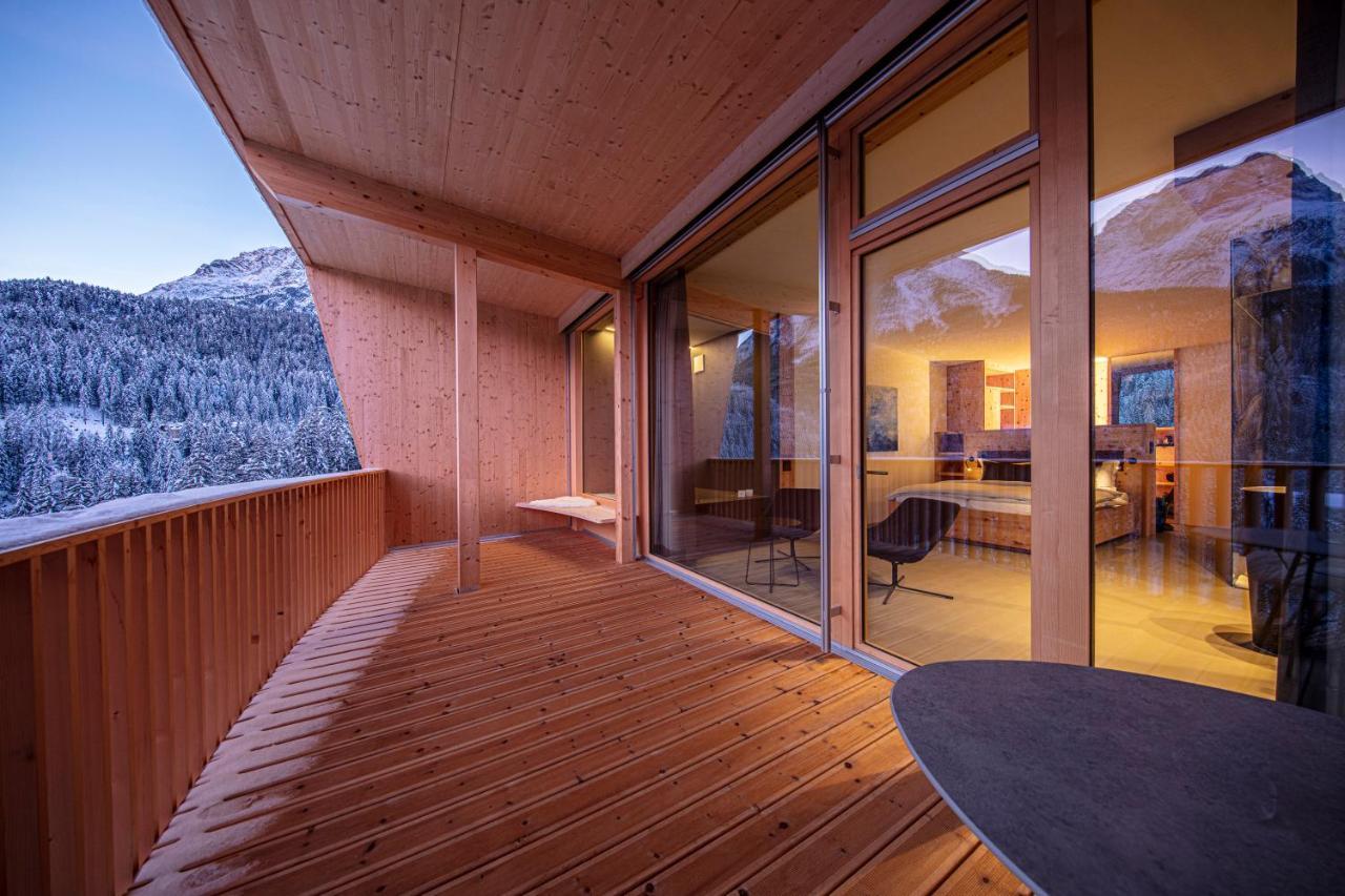 Hotel Arnica Scuol - Adults Only المظهر الخارجي الصورة
