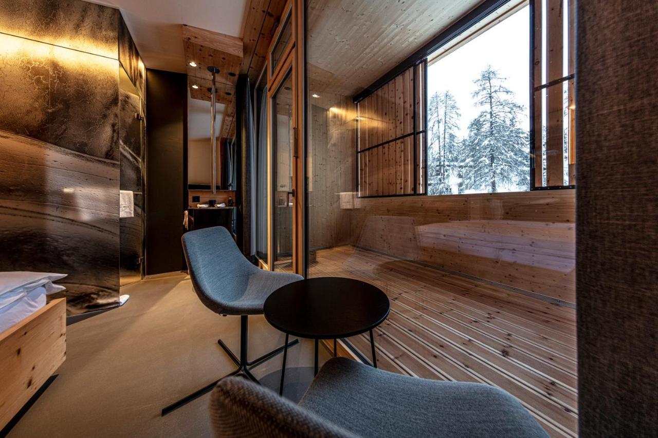 Hotel Arnica Scuol - Adults Only المظهر الخارجي الصورة