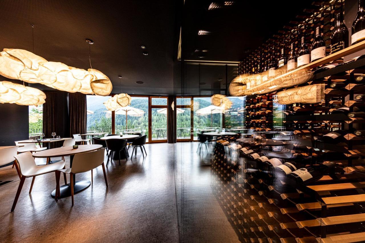 Hotel Arnica Scuol - Adults Only المظهر الخارجي الصورة